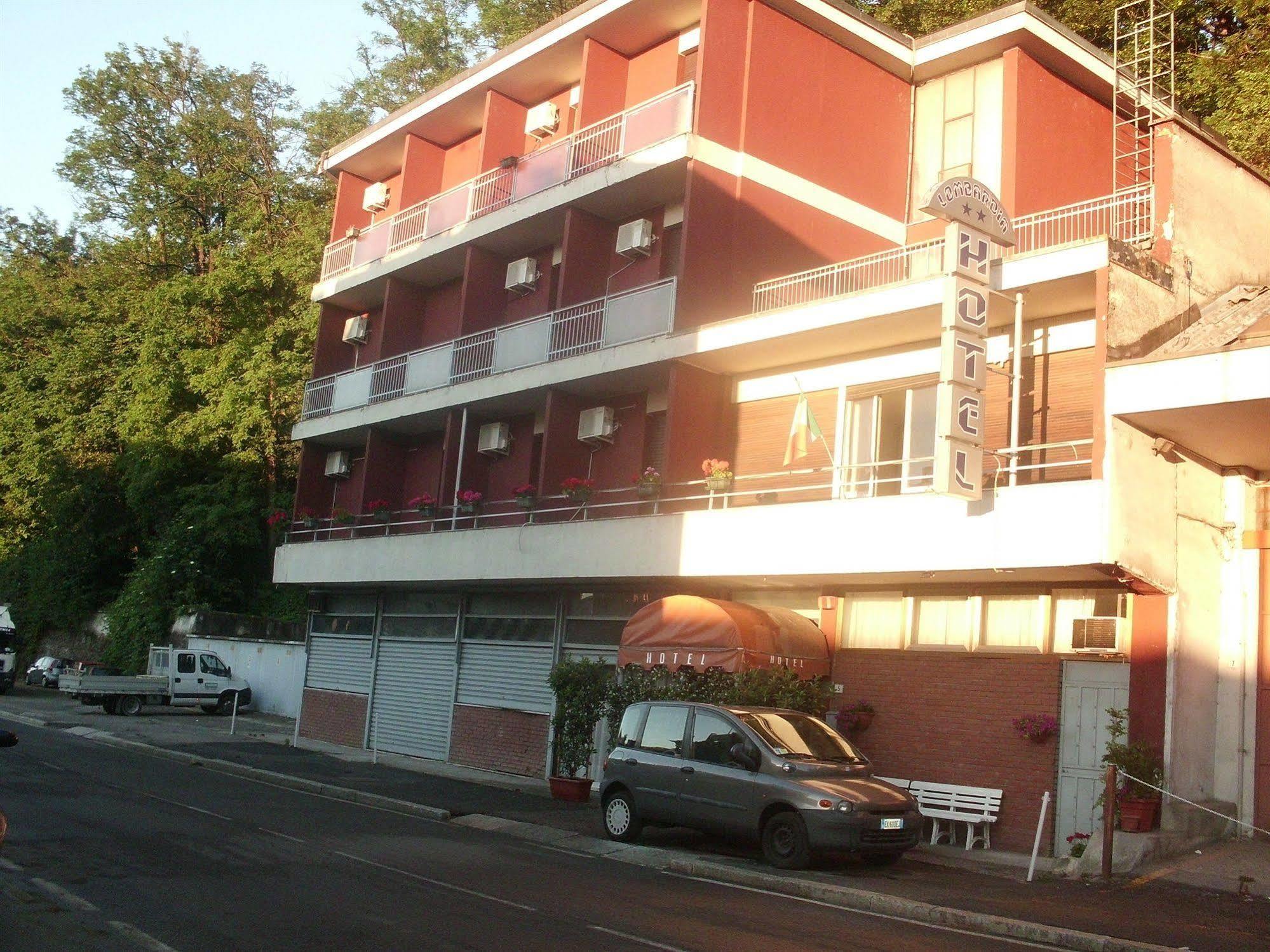 Hotel Lombardia Seveso Exterior photo